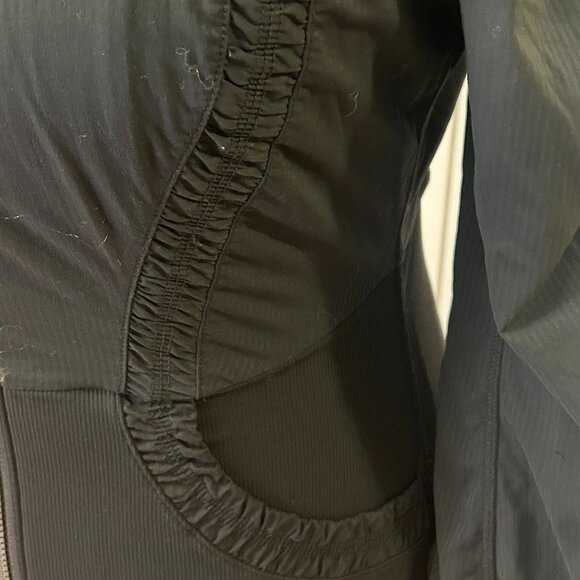 Lululemon Black Fitted Jacket with Hood: Size 4/6 - Picture 5 of 16